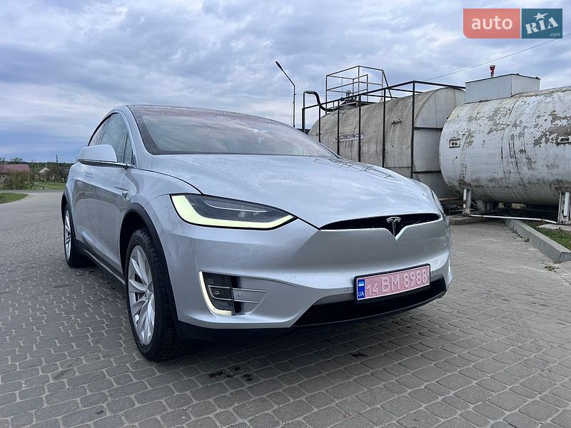 Внедорожник / Кроссовер Tesla Model X 2017 в Львове