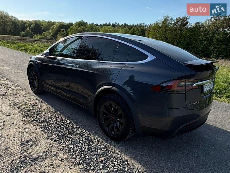 Внедорожник / Кроссовер Tesla Model X 2016 в Львове
