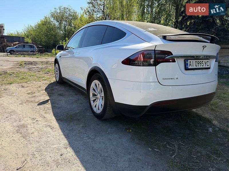 Внедорожник / Кроссовер Tesla Model X 2018 в Киеве