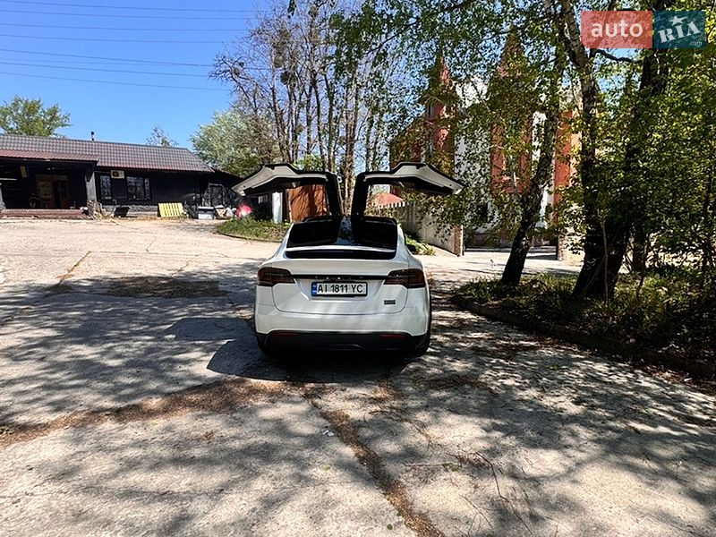Внедорожник / Кроссовер Tesla Model X 2023 в Вышгороде