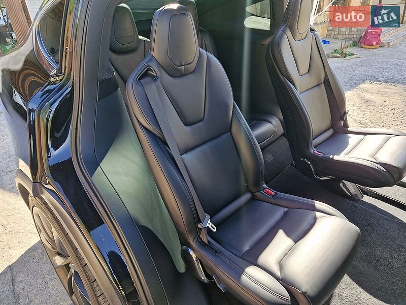 Позашляховик / Кросовер Tesla Model X 2020 в Києві