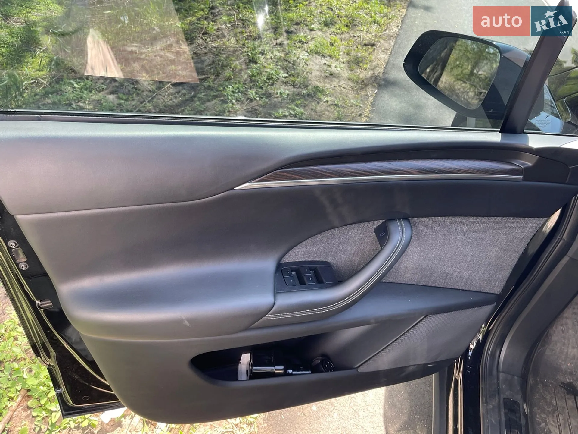 2021 Tesla Model X - мініатюра 13