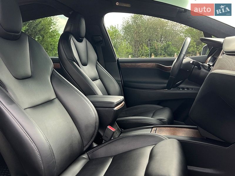 Внедорожник / Кроссовер Tesla Model X 2020 в Львове