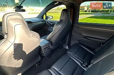 Внедорожник / Кроссовер Tesla Model X 2019 в Киеве