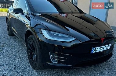 Внедорожник / Кроссовер Tesla Model X 2019 в Киеве