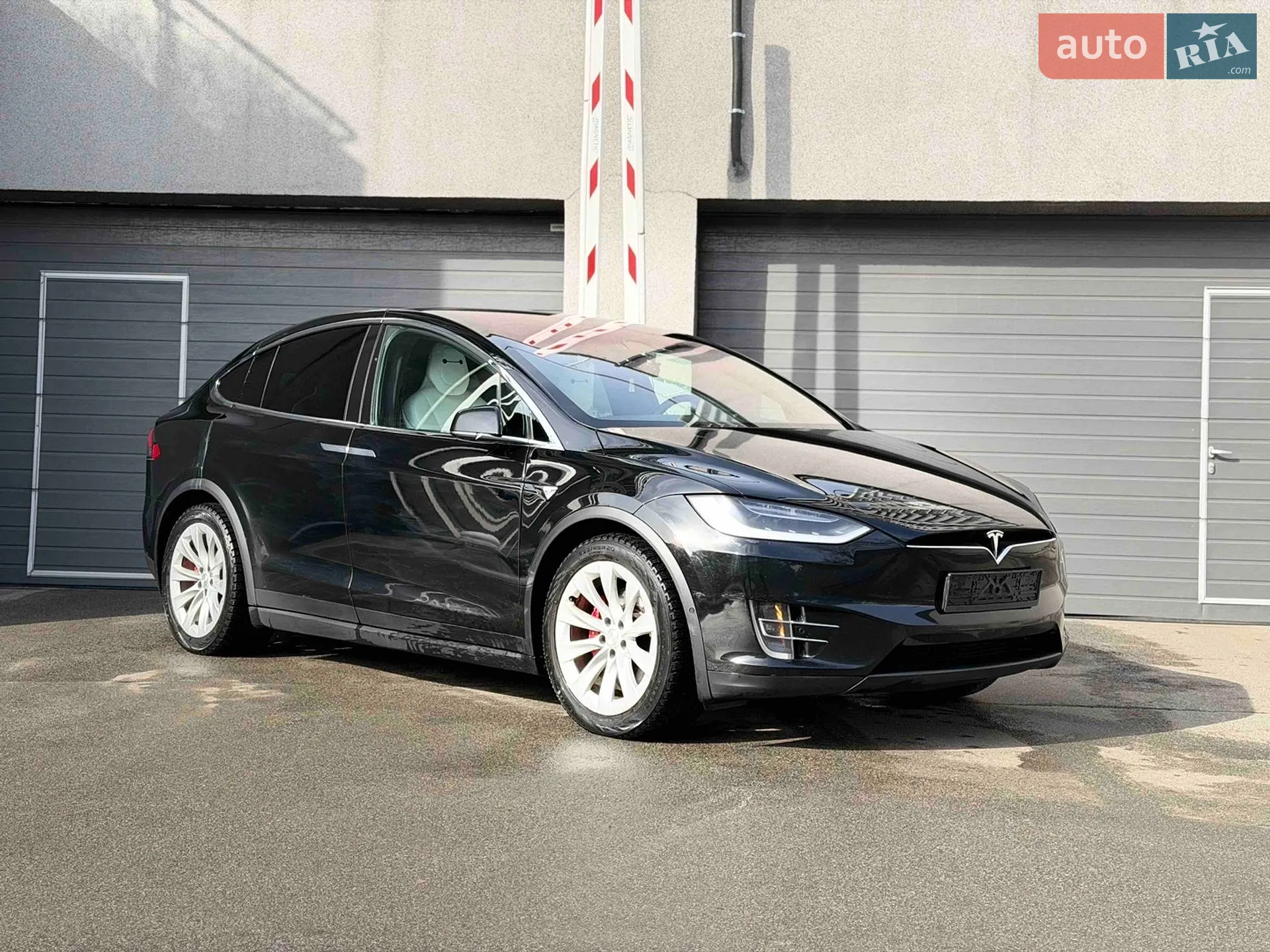 2018 Tesla Model X - мініатюра 2