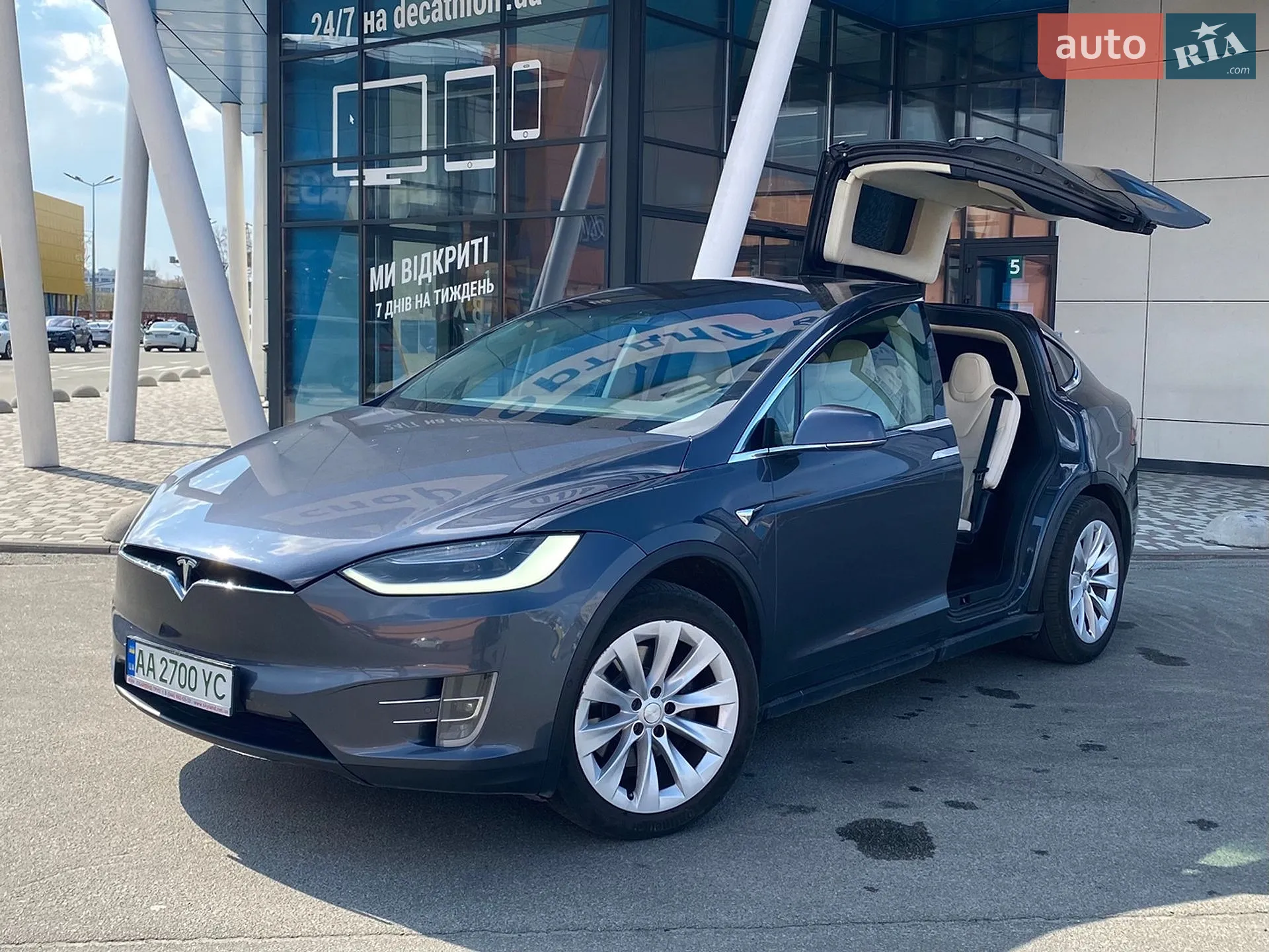 2018 Tesla Model X - мініатюра 4