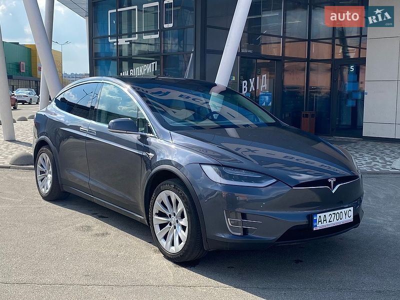 Внедорожник / Кроссовер Tesla Model X 2018 в Киеве