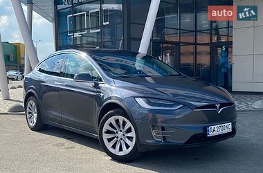 Внедорожник / Кроссовер Tesla Model X 2018 в Киеве