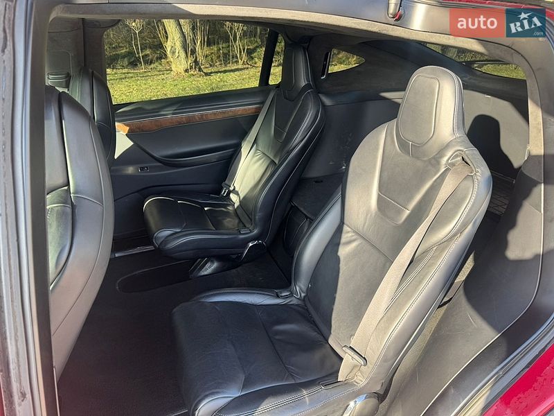 Внедорожник / Кроссовер Tesla Model X 2017 в Львове