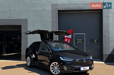 Позашляховик / Кросовер Tesla Model X 2017 в Києві