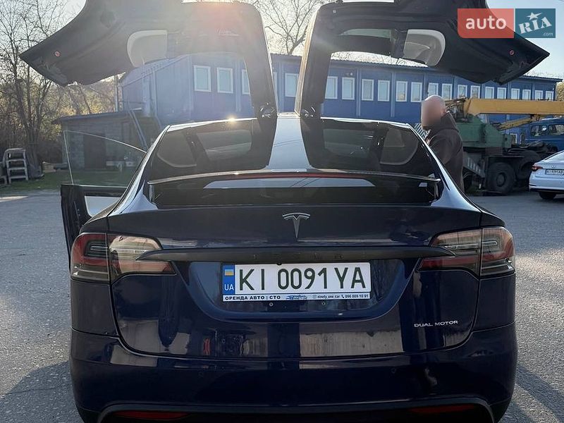 Позашляховик / Кросовер Tesla Model X 2019 в Києві