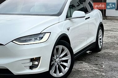Внедорожник / Кроссовер Tesla Model X 2017 в Виннице