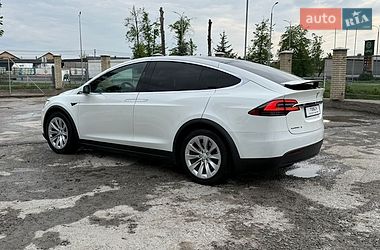 Внедорожник / Кроссовер Tesla Model X 2017 в Виннице