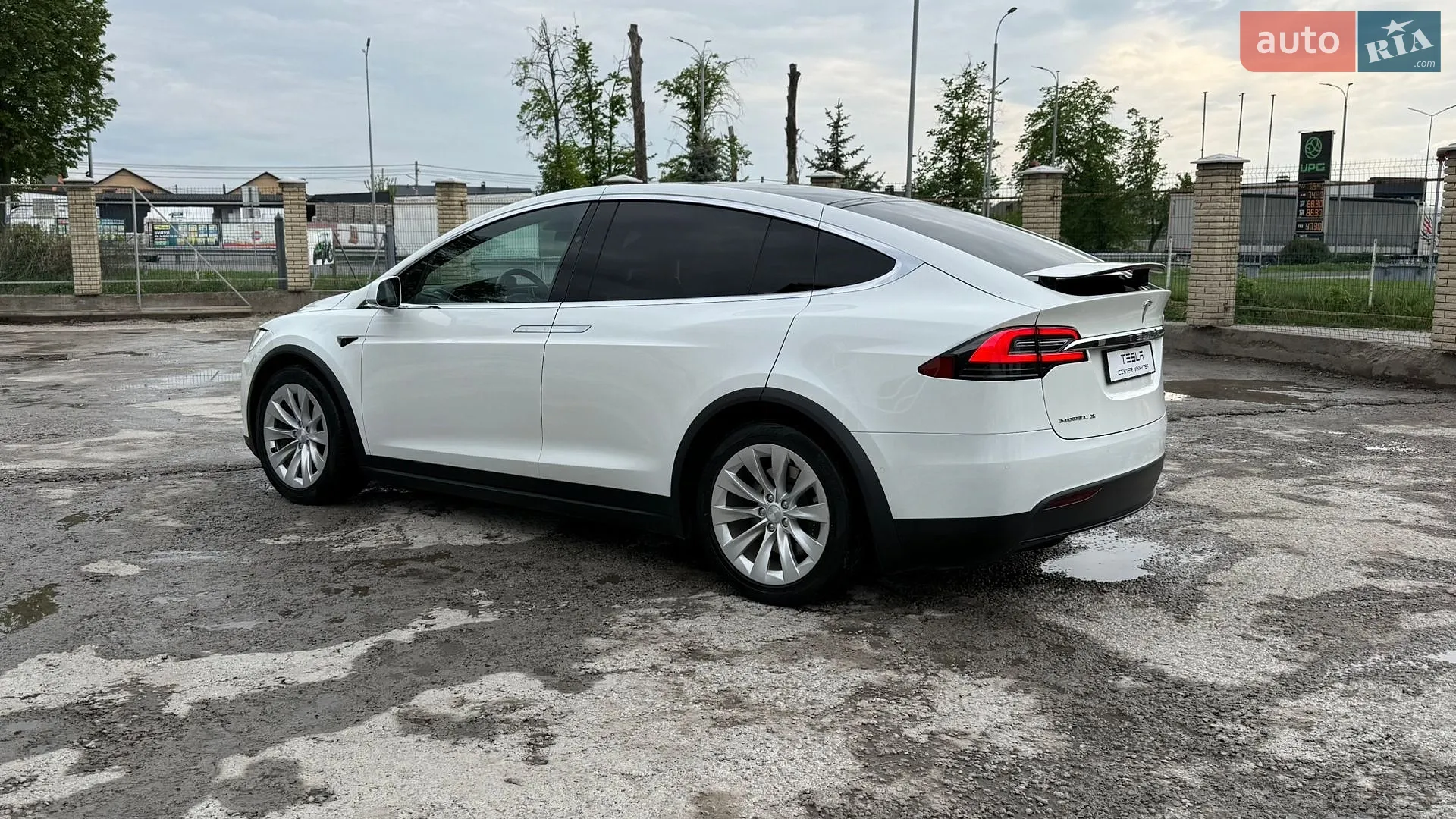 2017 Tesla Model X - мініатюра 17