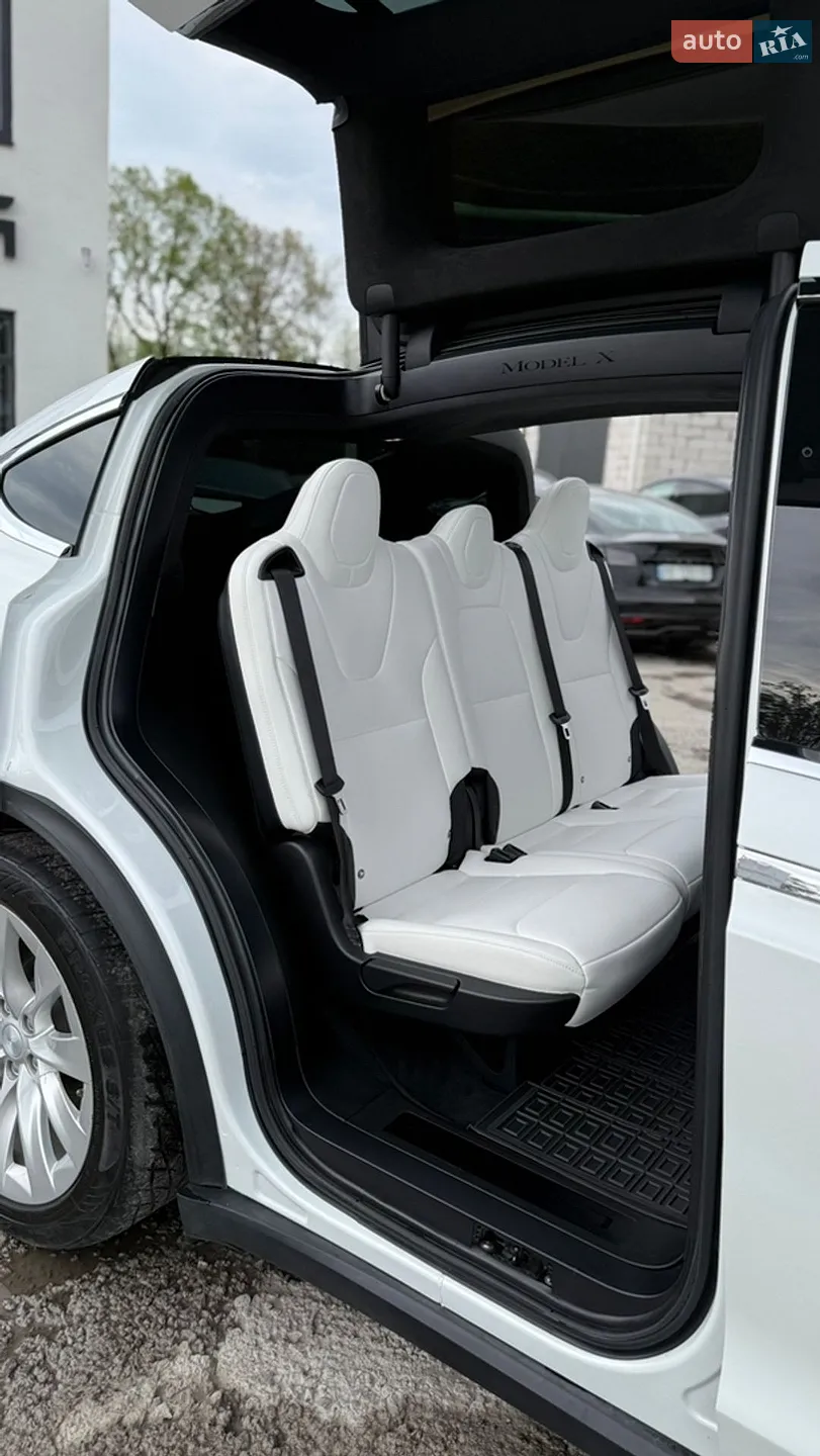 2017 Tesla Model X - мініатюра 25