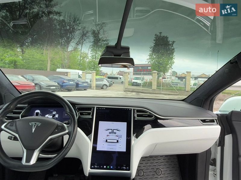 Внедорожник / Кроссовер Tesla Model X 2017 в Виннице