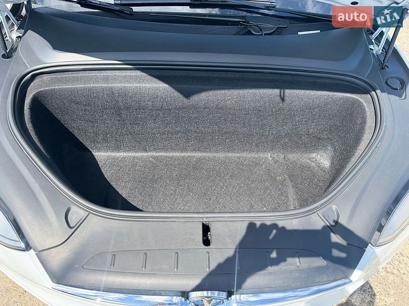 Внедорожник / Кроссовер Tesla Model X 2020 в Луцке