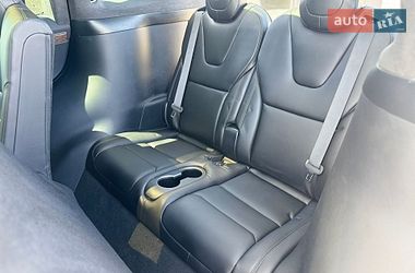 Внедорожник / Кроссовер Tesla Model X 2020 в Луцке
