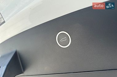 Внедорожник / Кроссовер Tesla Model X 2020 в Луцке