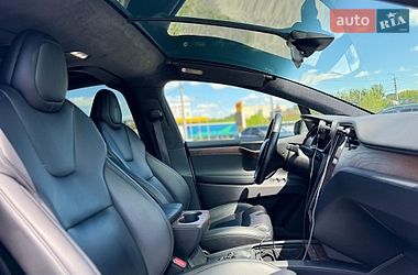 Внедорожник / Кроссовер Tesla Model X 2020 в Луцке