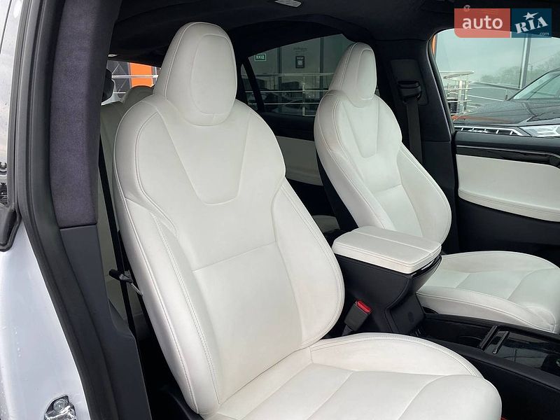 Внедорожник / Кроссовер Tesla Model X 2020 в Львове