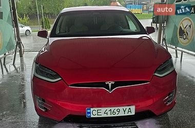 Позашляховик / Кросовер Tesla Model X 2016 в Чернівцях
