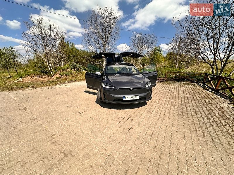 Позашляховик / Кросовер Tesla Model X 2022 в Рівному