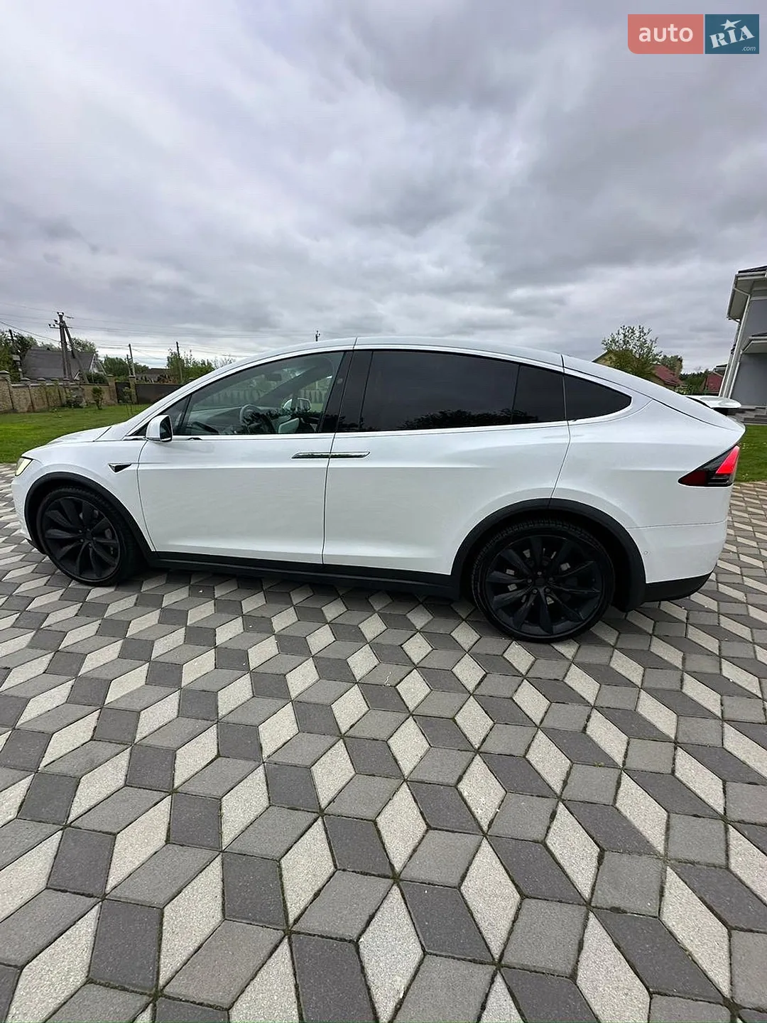 2019 Tesla Model X - мініатюра 10