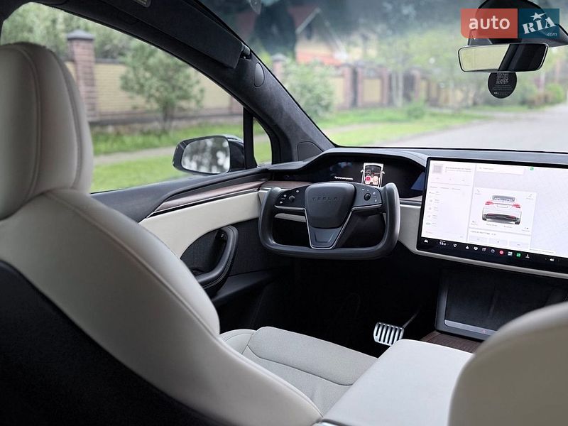 Внедорожник / Кроссовер Tesla Model X 2022 в Киеве
