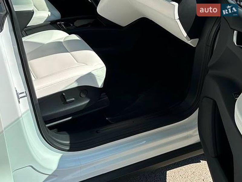 Позашляховик / Кросовер Tesla Model X 2018 в Одесі