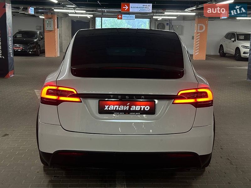 Внедорожник / Кроссовер Tesla Model X 2017 в Киеве