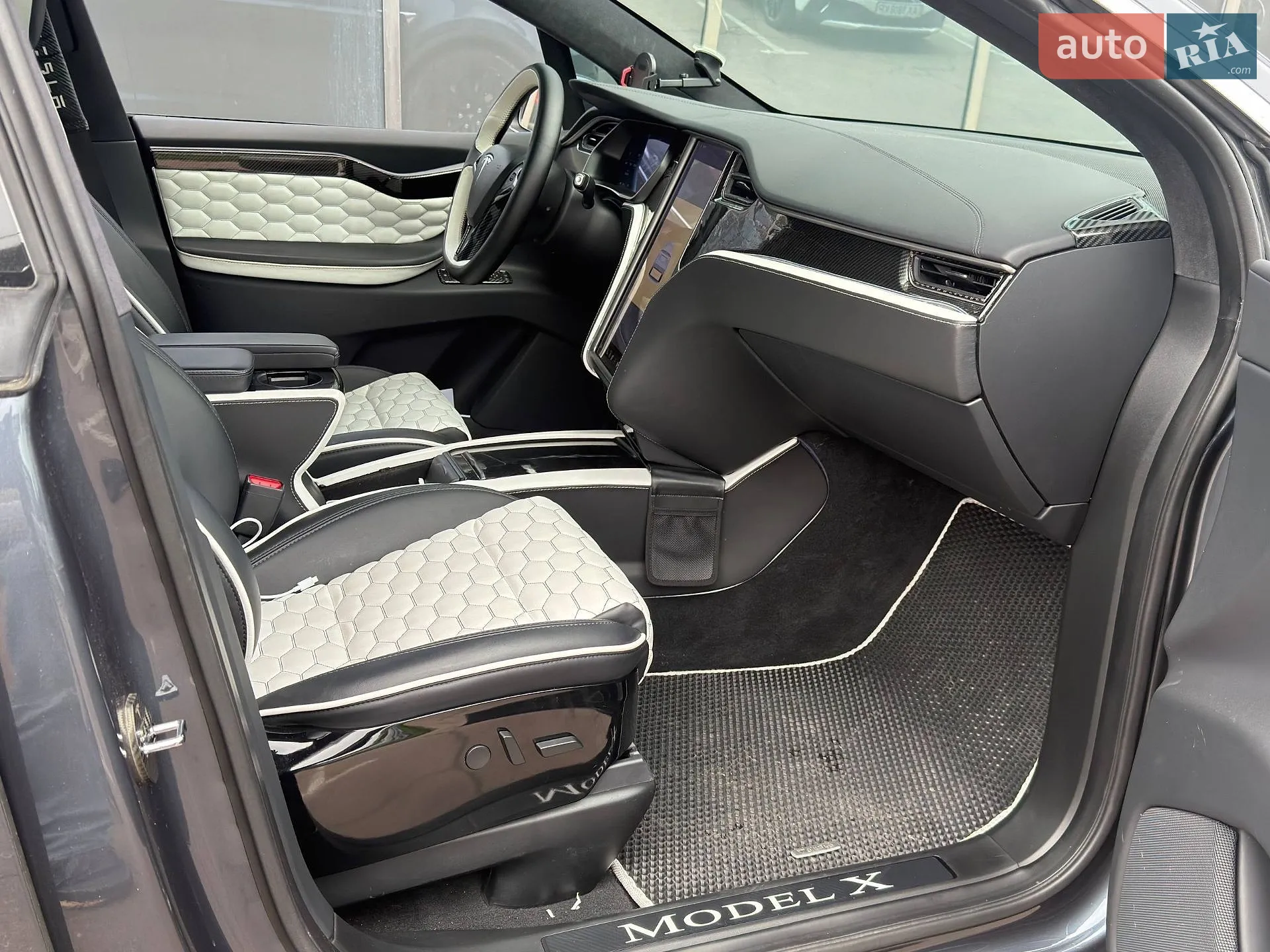 2020 Tesla Model X - мініатюра 27