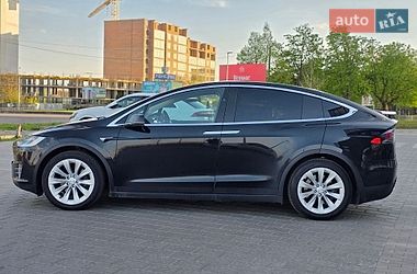 Внедорожник / Кроссовер Tesla Model X 2018 в Ровно
