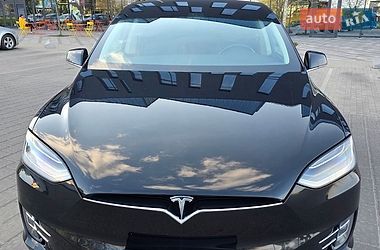 Внедорожник / Кроссовер Tesla Model X 2018 в Ровно