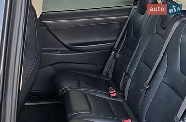 Внедорожник / Кроссовер Tesla Model X 2018 в Ровно