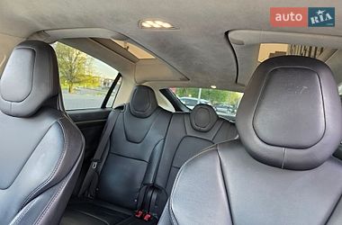Внедорожник / Кроссовер Tesla Model X 2018 в Ровно