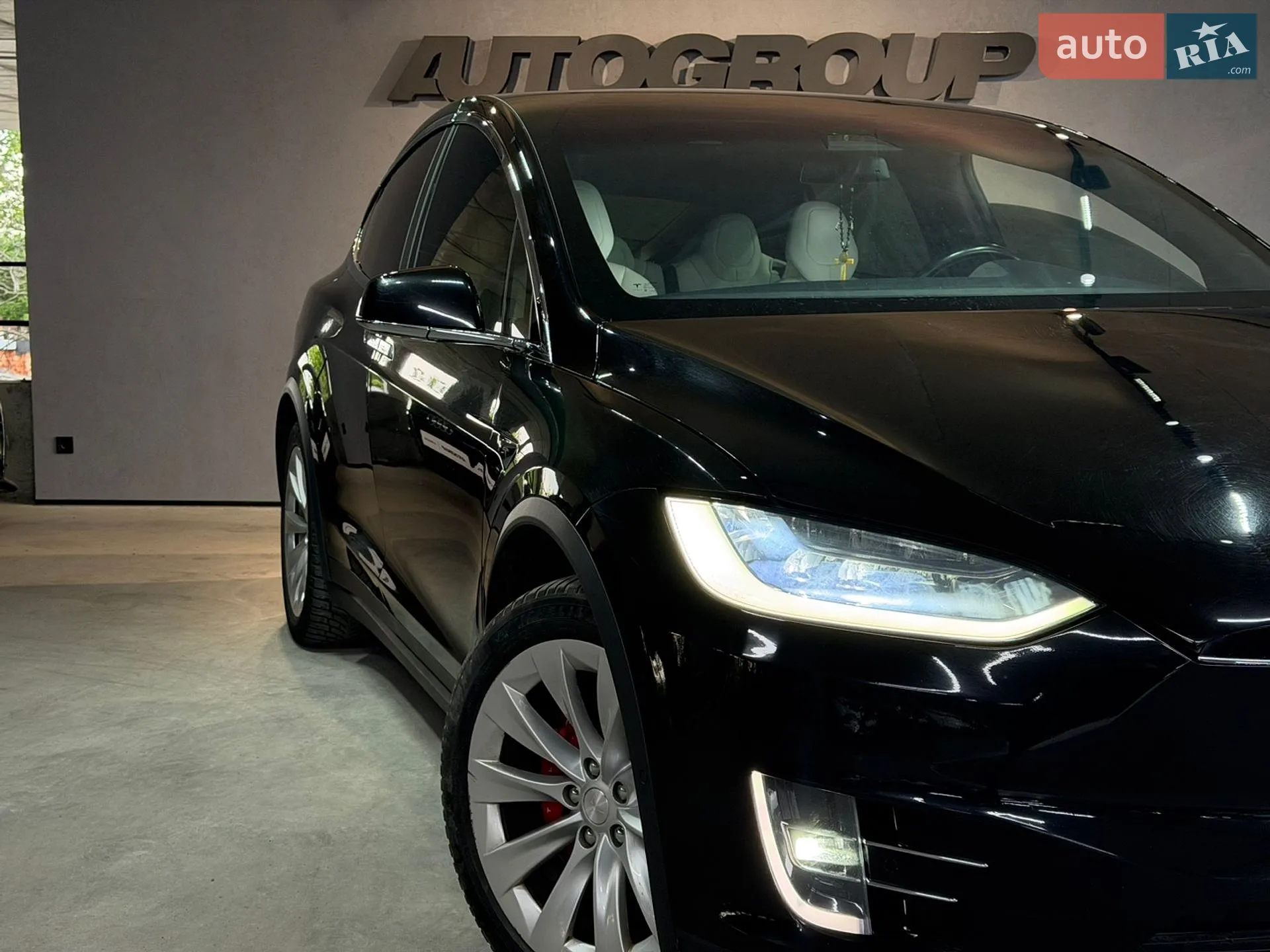 2017 Tesla Model X - мініатюра 2
