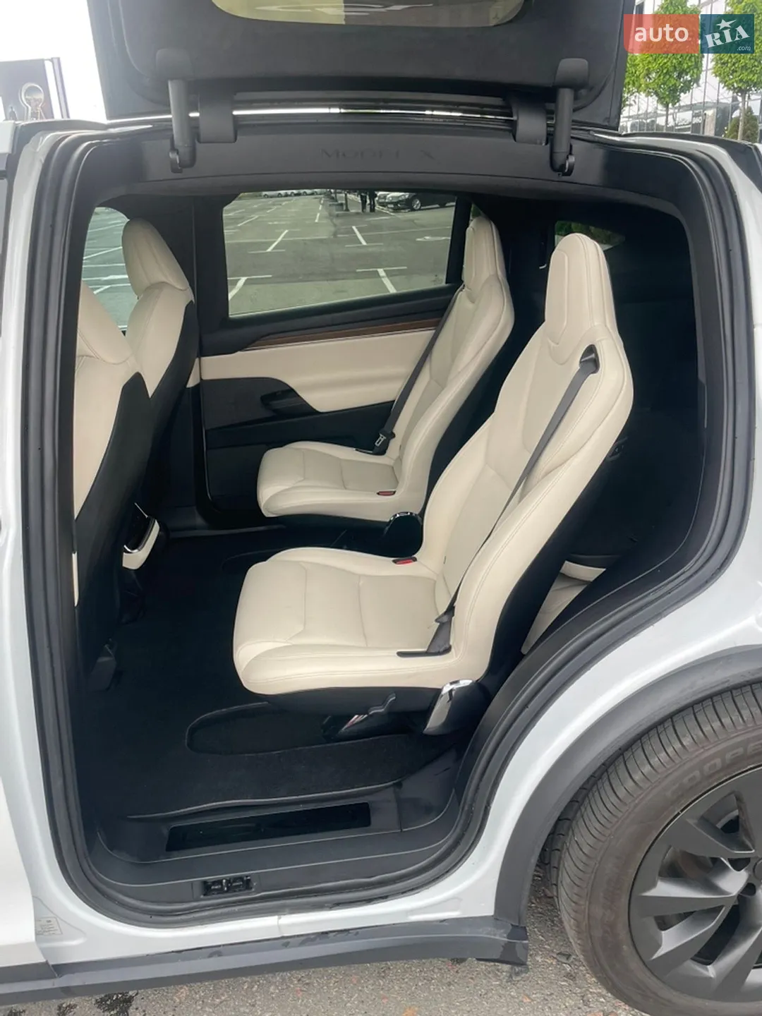 2021 Tesla Model X - мініатюра 8