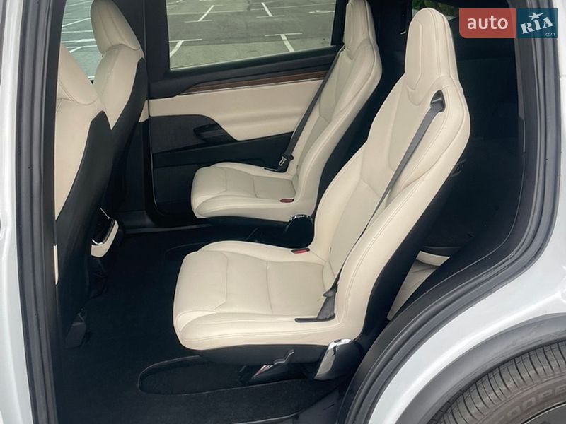 Позашляховик / Кросовер Tesla Model X 2021 в Києві фото 8 Позашляховик / Кросовер Tesla Model X 2021 в Києві