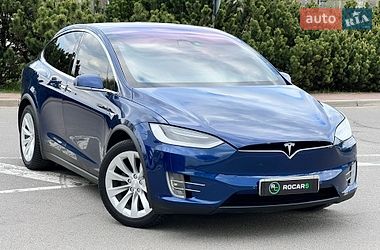 Позашляховик / Кросовер Tesla Model X 2018 в Києві