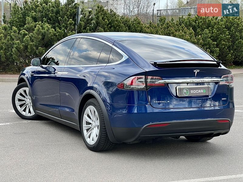 Позашляховик / Кросовер Tesla Model X 2018 в Києві