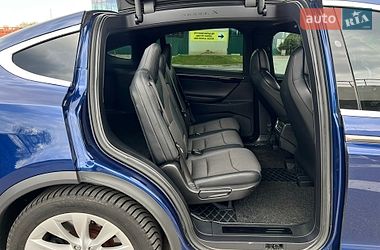 Позашляховик / Кросовер Tesla Model X 2018 в Києві