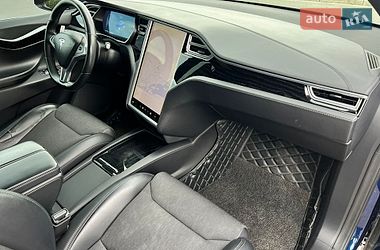 Позашляховик / Кросовер Tesla Model X 2018 в Києві
