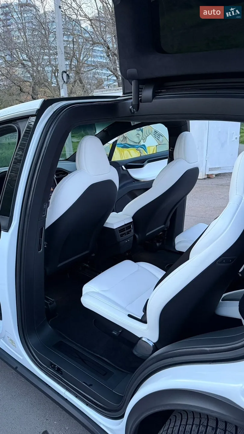 2020 Tesla Model X - мініатюра 8