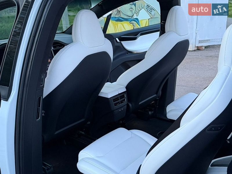 Внедорожник / Кроссовер Tesla Model X 2020 в Одессе