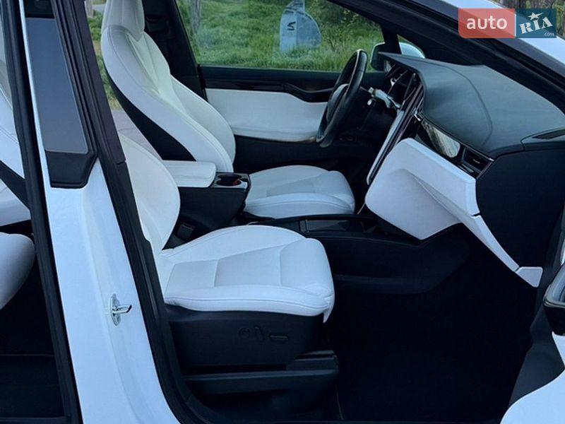 Позашляховик / Кросовер Tesla Model X 2020 в Одесі
