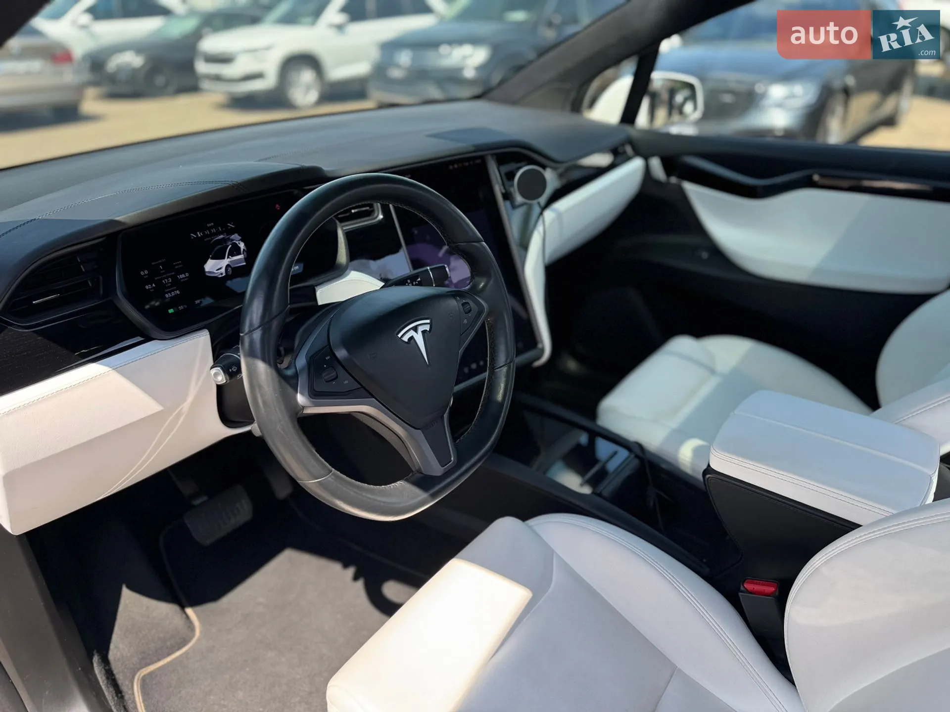 2020 Tesla Model X - мініатюра 12
