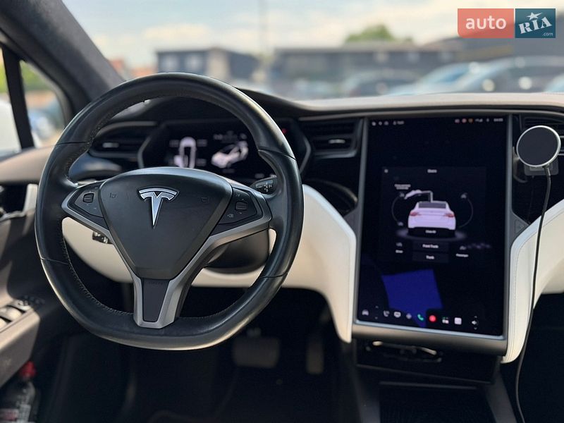 Позашляховик / Кросовер Tesla Model X 2020 в Києві