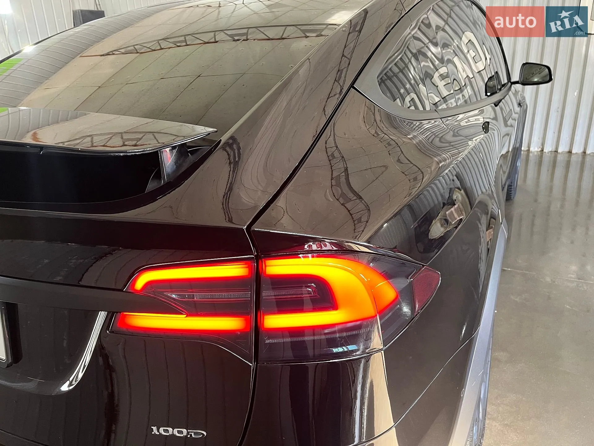 2017 Tesla Model X - мініатюра 18